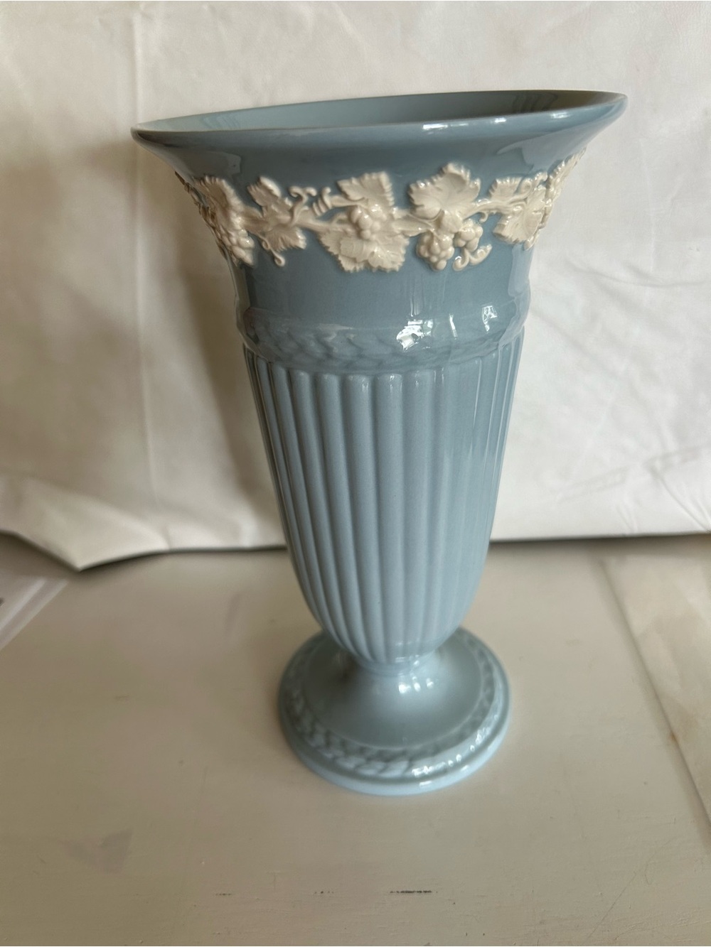 Wedgwood Trumpet Vase - Picture 4 of 6